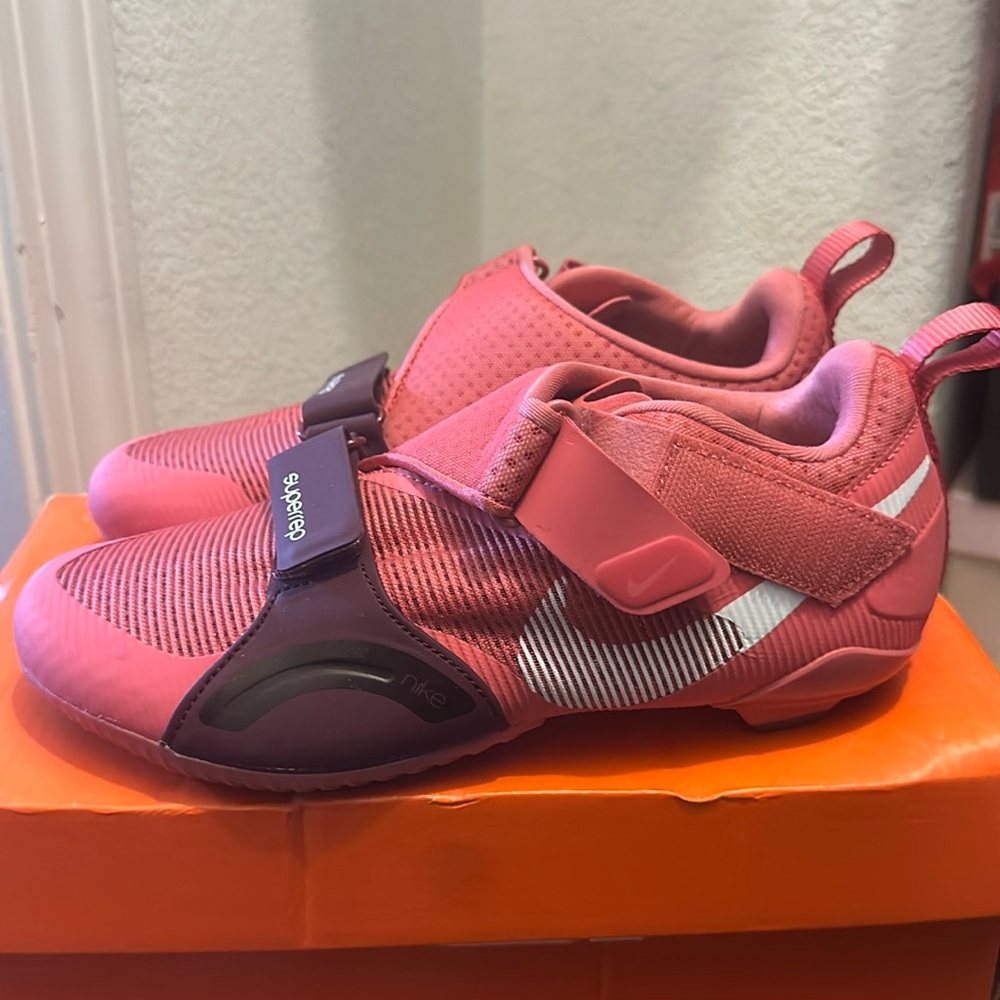 Nike Superrep cycle, size 7 Women’s, cycling shoes